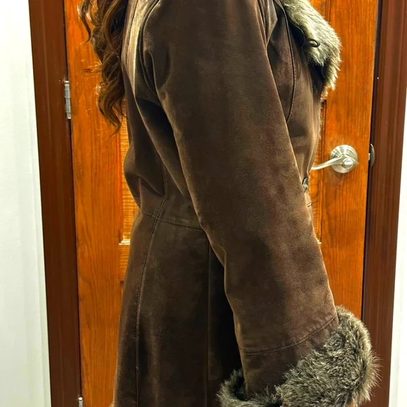 Winter coat - Picture 3 of 4